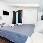 Deluxe A&a 3 * Rovinj