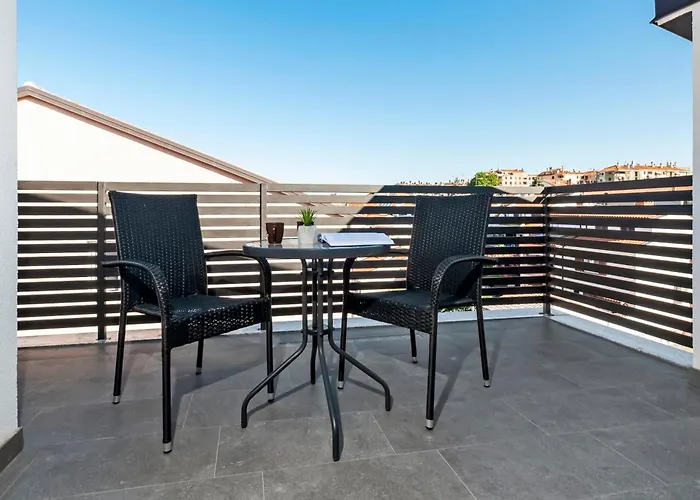 Apartment Deluxe A&a 3 *