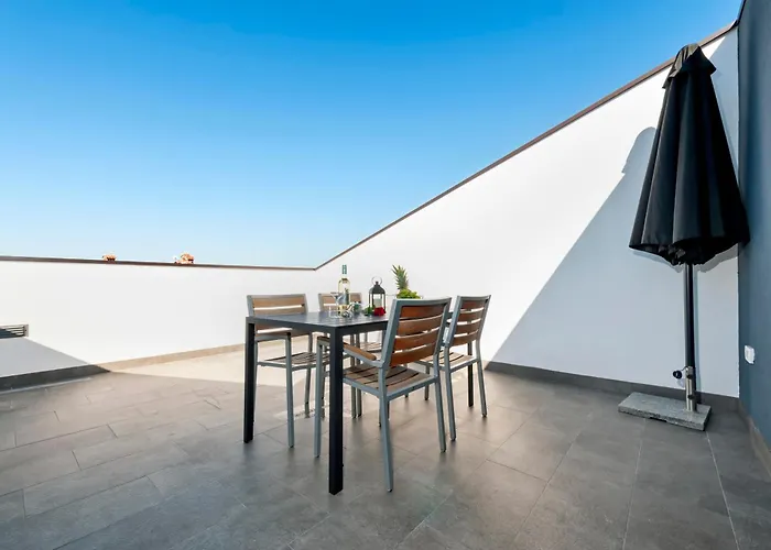 Apartment Deluxe A&a 3 *