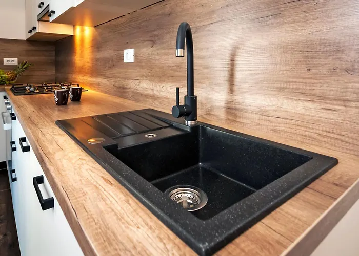 Deluxe A&a 3 Apartment *